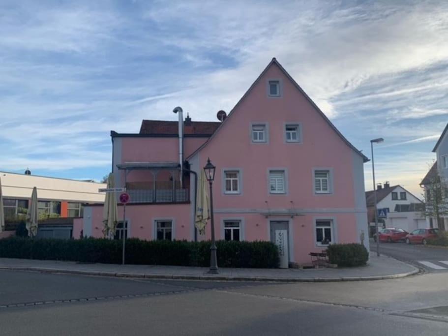 Gemuetliche Kleine Wohnung Wendelstein Bagian luar foto